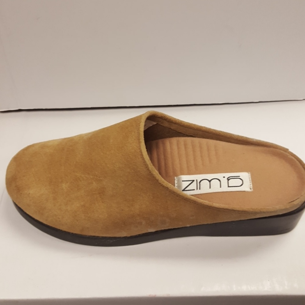 Womens suede clog